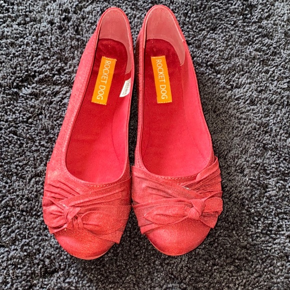 Rocket Dog Shoes Rocket Dog Red Velvet Flats Poshmark